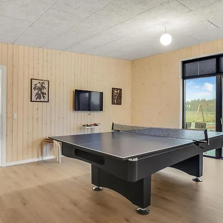 Holiday home Gorgeous In Grenaa With Sauna Brondstrup